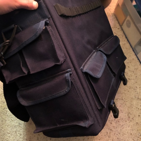 Crop in Style tote - Picture 6 of 6